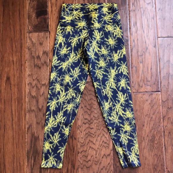FFit Apparel Palm Tree Leggings Size Small - Picture 2 of 4